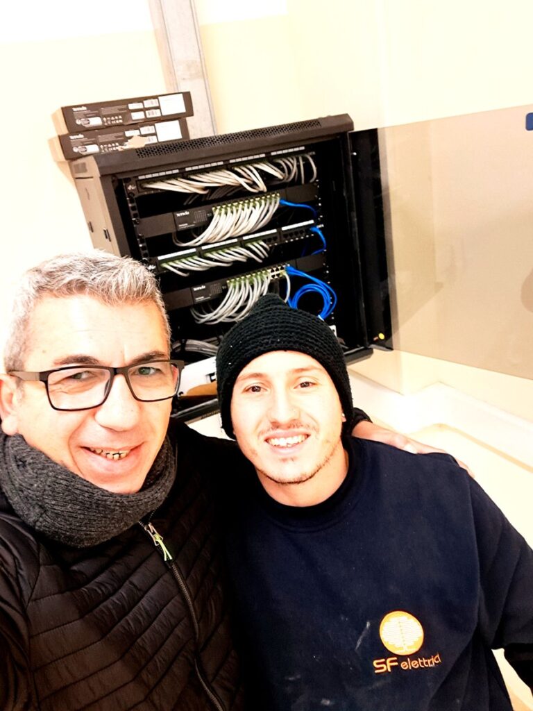 azienda di impianti elettrici a Napoli